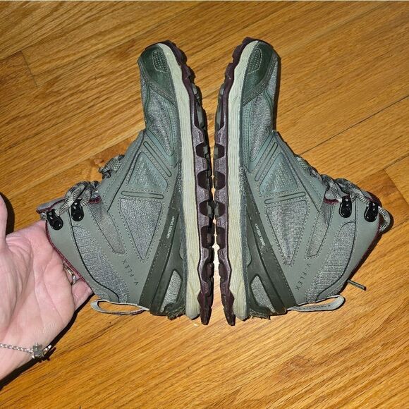 Altra Women's Lone Peak All-Weather Waterproof Mid Trail Hiking Boots 7.5 - Picture 5 of 7